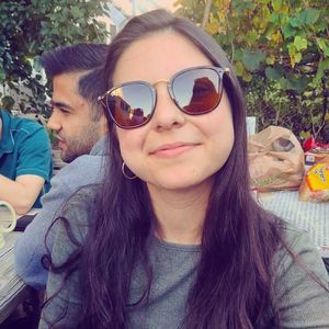 Meet your Posher, Annika